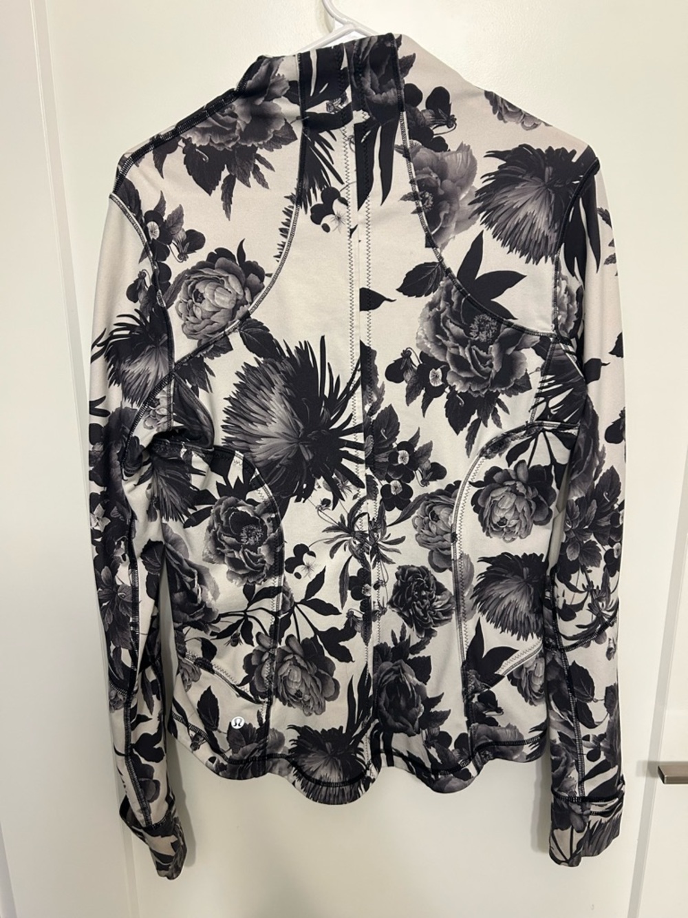 Lululemon Forme Jacket II Floral Brisk Bloom Black White Cuffins - Picture 7 of 12